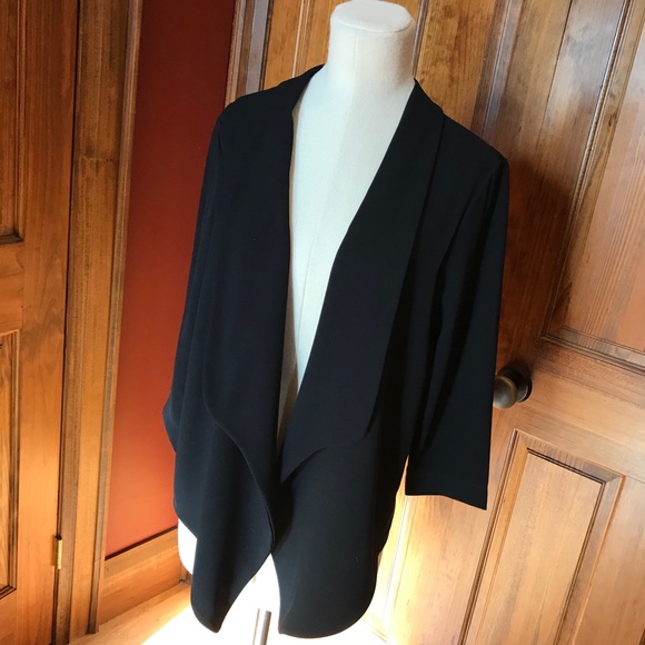 ** 2 for $40 ** BLACK Le Lis Drape Blazer - Picture 6 of 9